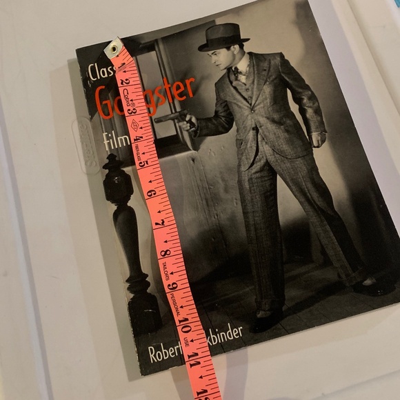 Vintage Book "Classic Gangster Films" - Picture 3 of 9